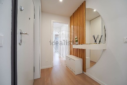 Apartamento T4 à venda na Praceta Doutor Marques Viana, 4
