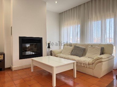 Apartamento T4 à venda na Urbanização da Quinta de Montes Claros