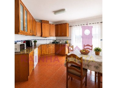 Apartamento T4 à venda em São Martinho do Bispo e Ribeira de Frades