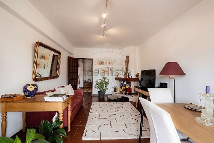 Apartamento T2 à venda na Avenida Europa