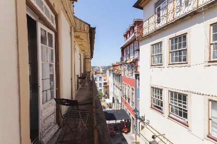 Apartamento T4 à venda na Rua Quebra Costas, 16 /18