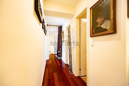 Apartamento T3 à venda na Avenida Elísio de Moura