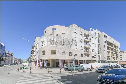 Apartamento T1 à venda na Alta - Praça da República