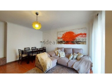 Apartamento T2 à venda no Vale das Flores