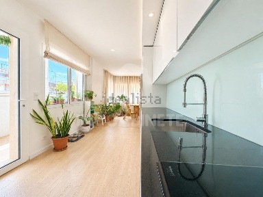 Apartamento T3 à venda na Rua Pinhal
