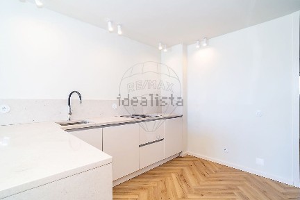 Apartamento T2 à venda na Avenida Brasil