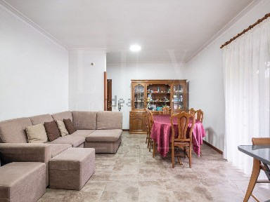 Apartamento T2 à venda em Urbanização Arco Pintado