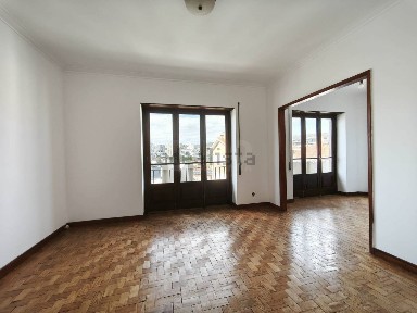 Apartamento T4 à venda na Solum