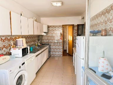 Apartamento T5 à venda na Rua do Brasil