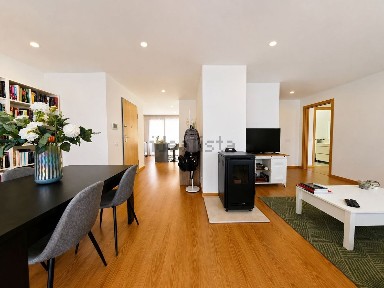 Apartamento T3 à venda na Rua dos Lusíadas, 1