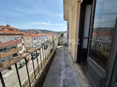 Apartamento T4 à venda no Bairro Norton de Matos