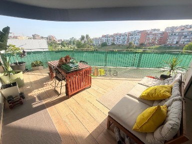 Apartamento T4 à venda em Tavarede