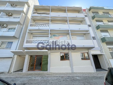 Apartamento T3 à venda na Vila de Buarcos
