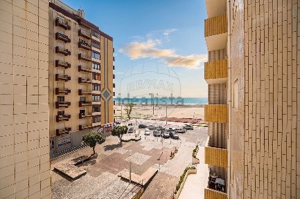 Apartamento T2 à venda na Praceta Doutora Maria Madalena Biscaia