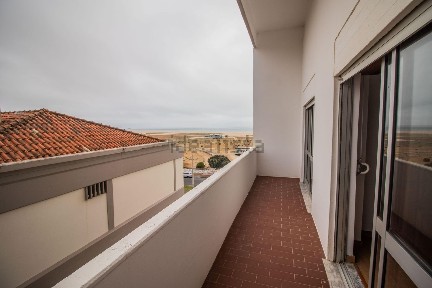 Apartamento T1 à venda na Avenida Brasil, 234
