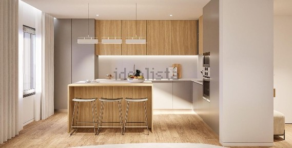 Apartamento T1 à venda na Rua Coelho da Rocha