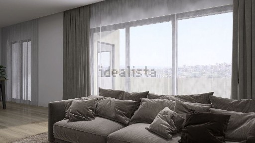 Apartamento T3 à venda na Rua Aires De Carvalho s/n