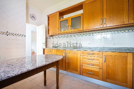 Apartamento T4 à venda na Penedo da Saudade