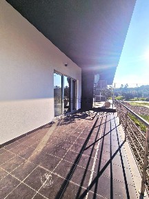 Apartamento T3 à venda na Rua Henrique de Barros