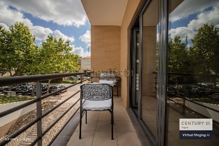 Apartamento T3 à venda na Estrada de Mira, 87