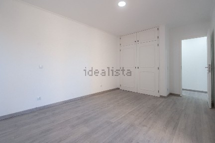 Apartamento T3 à venda na Rua Doutora CristinaTorres, 69