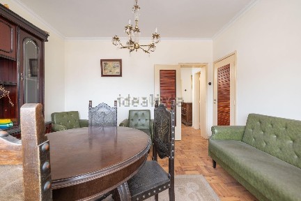 Apartamento T3 à venda na Rua Verde Pinho, 8