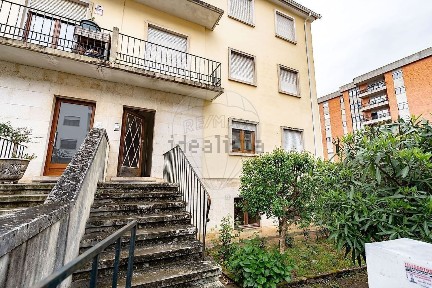 Apartamento T2 à venda na Rua Daniel de Matos