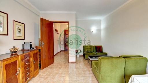 Apartamento T2 à venda na Abadias