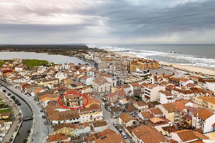 Apartamento T1 à venda na Avenida Cidade de Coimbra