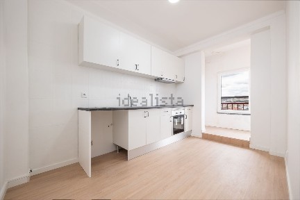 Apartamento T3 à venda na Rua de aveiro, 207