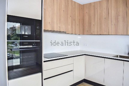 Apartamento T2 à venda na Rua Cabeço