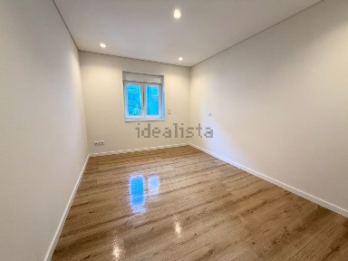 Apartamento T3 à venda na Rua Professor João Oliveira Coelho