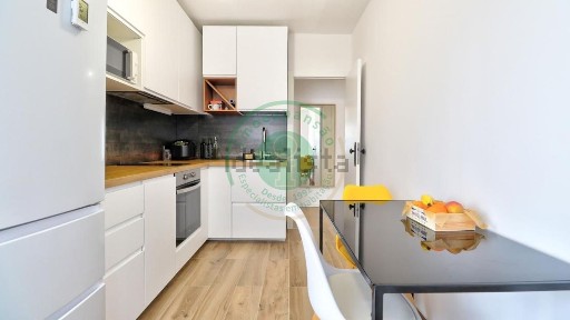 Apartamento T2 à venda na Abadias