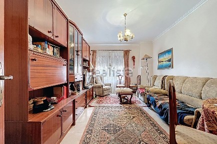 Apartamento T2 à venda na Rua Graça, 41