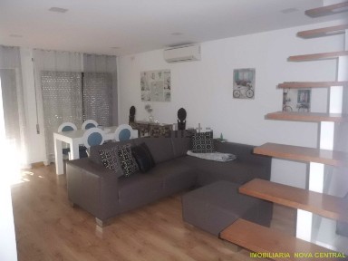 Apartamento T4 à venda em Cantanhede