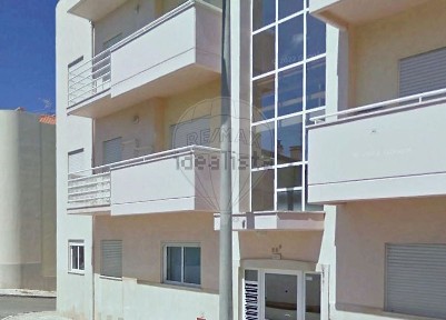 Apartamento T2 à venda na Rua Nossa Senhora da Encarnação