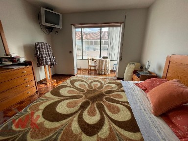 Apartamento T3 à venda na Rua Colégio