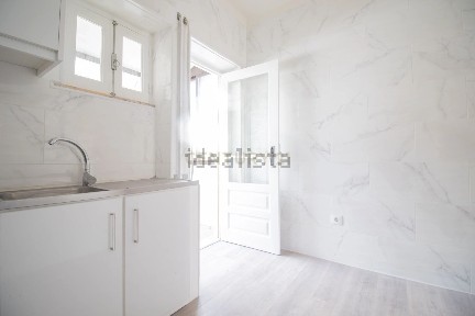 Apartamento T3 à venda na Rua 1º de Dezembro, 60