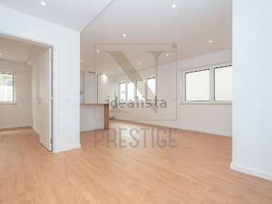 Apartamento T3 à venda na Praceta Zeca Afonso, 3