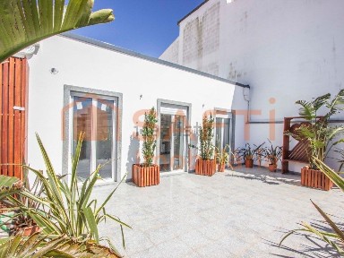 Apartamento T2 à venda na Rua Alto do Viso