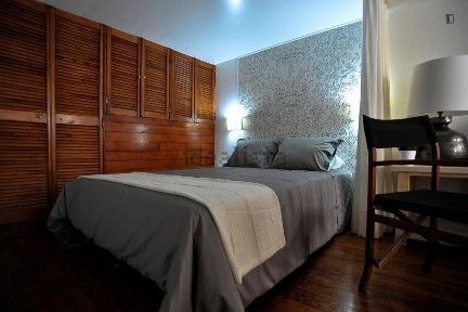 Arrendamento de apartamento T0 na Rua da Galé