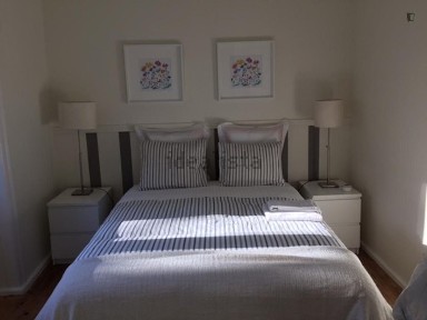 Arrendamento de apartamento T2 na Rua Conde das Antas