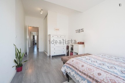 Arrendamento de apartamento T2 na Rua Duarte Galvão