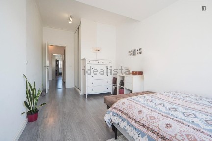 Arrendamento de apartamento T2 na Rua Duarte Galvão