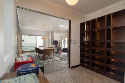 Arrendamento de apartamento T3 na Rua Sacadura Cabral, 315