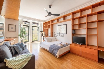 Arrendamento de apartamento T0 na Rua António Enes