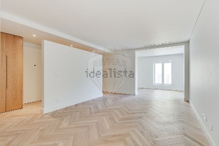 Arrendamento de apartamento T3 na Avenida 5 de Outubro