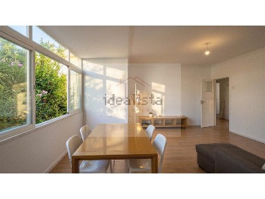 Arrendamento de apartamento T2 em São Pedro do Estoril