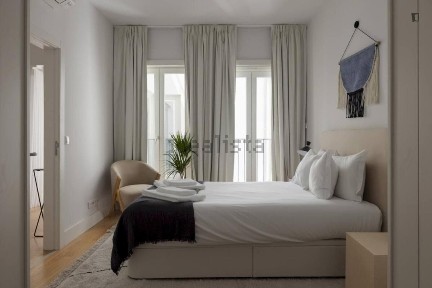 Arrendamento de apartamento T1 na Rua do Poço dos Negros