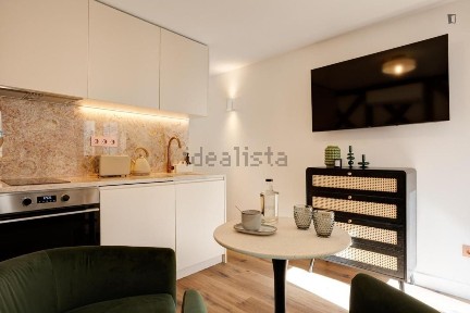 Arrendamento de apartamento T0 na Calçada Agostinho de Carvalho